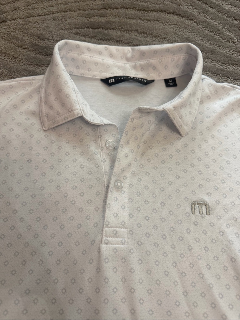 Travis Mathew Men’s White lMicro-Pattern Polo